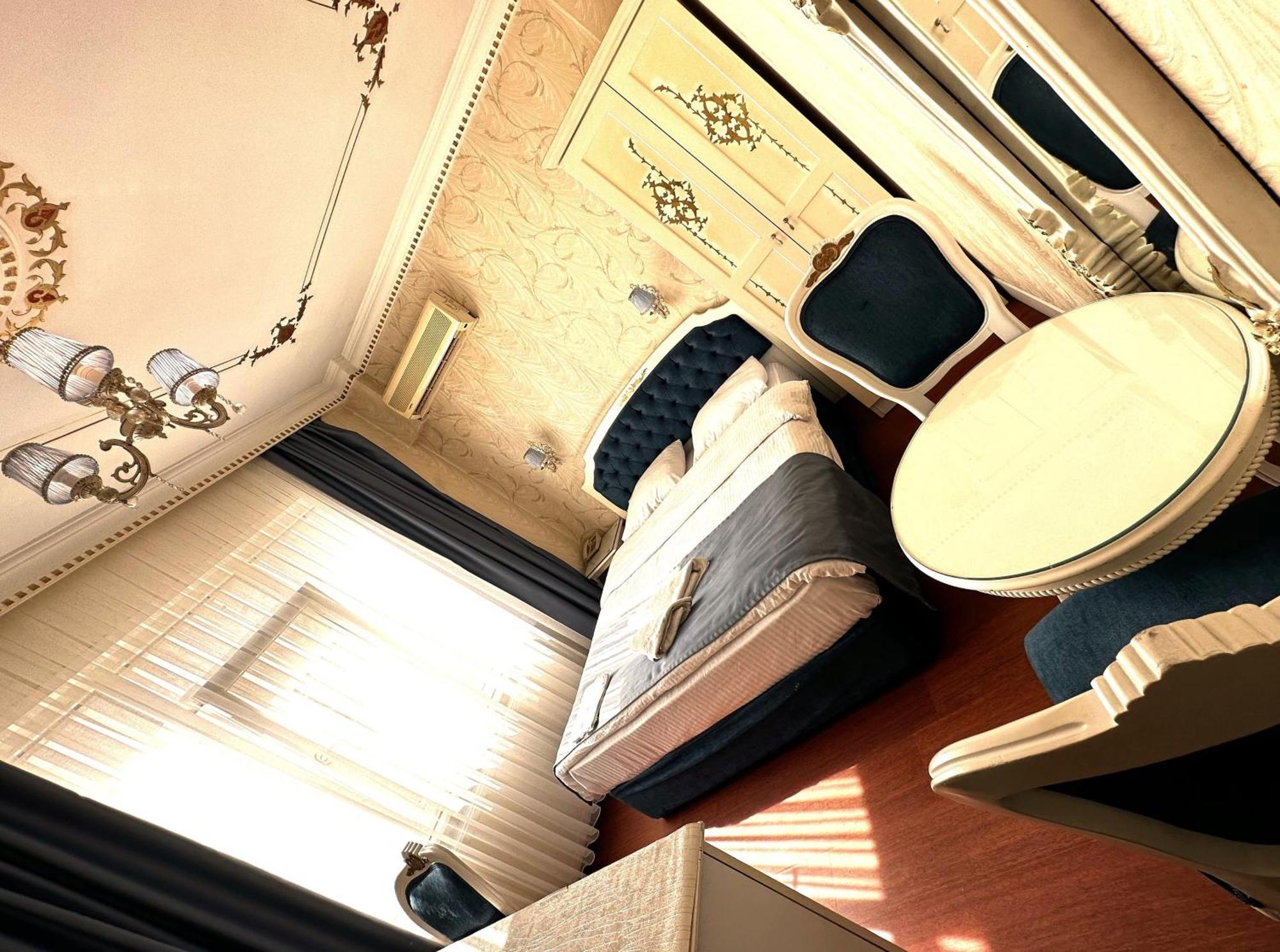 The Istanbul Alyon Hotel Taksim Buitenkant foto