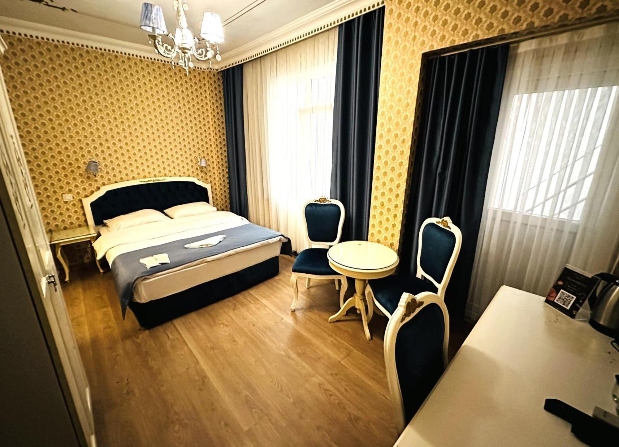 The Istanbul Alyon Hotel Taksim Buitenkant foto